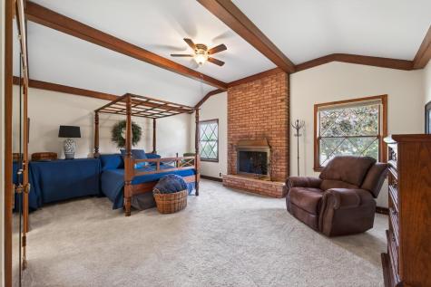 13651 Oakwood Curve Burnsville MN 55337