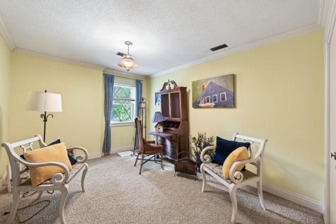 13651 Oakwood Curve Burnsville MN 55337