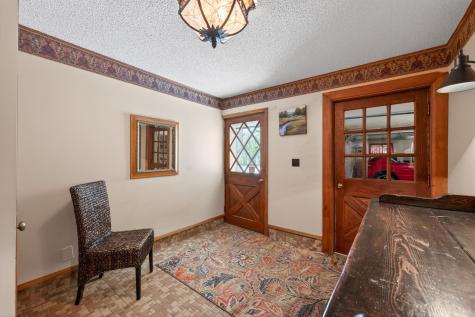 13651 Oakwood Curve Burnsville MN 55337