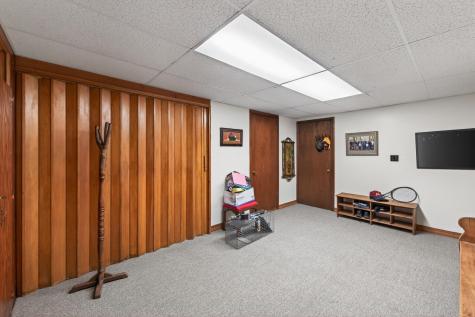 13651 Oakwood Curve Burnsville MN 55337