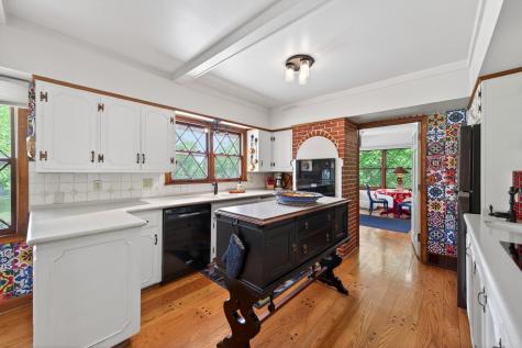 13651 Oakwood Curve Burnsville MN 55337