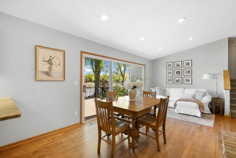 9885 Oak Shore Drive Lakeville MN 55044