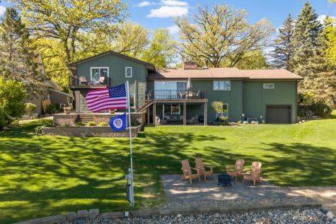 9885 Oak Shore Drive Lakeville MN 55044