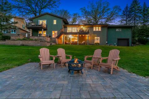 9885 Oak Shore Drive Lakeville MN 55044