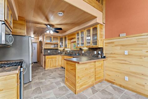 3300 Breezy Point Road Tower MN 55790