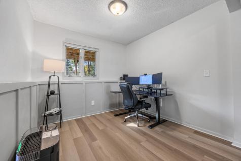 719 10th Avenue E West Fargo ND 58078
