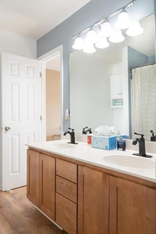 673 Kingfisher Lane Woodbury MN 55125
