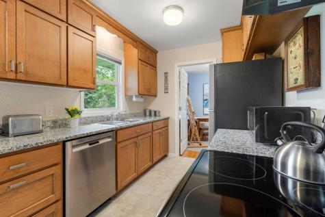 942 7th Avenue E Shakopee MN 55379
