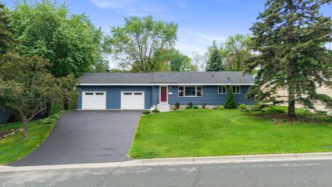 942 7th Avenue E Shakopee MN 55379