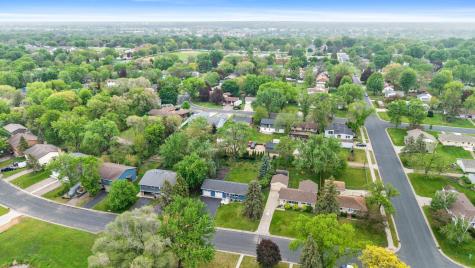 942 7th Avenue E Shakopee MN 55379