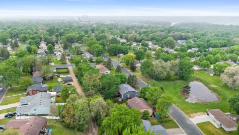 942 7th Avenue E Shakopee MN 55379