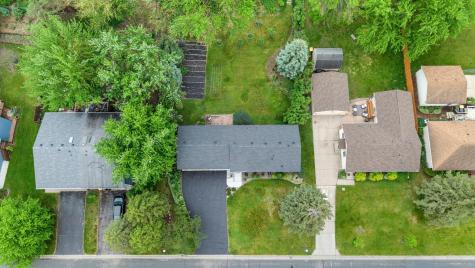 942 7th Avenue E Shakopee MN 55379