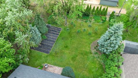942 7th Avenue E Shakopee MN 55379