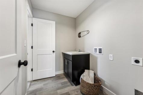 15757 Aquila Avenue Savage MN 55378