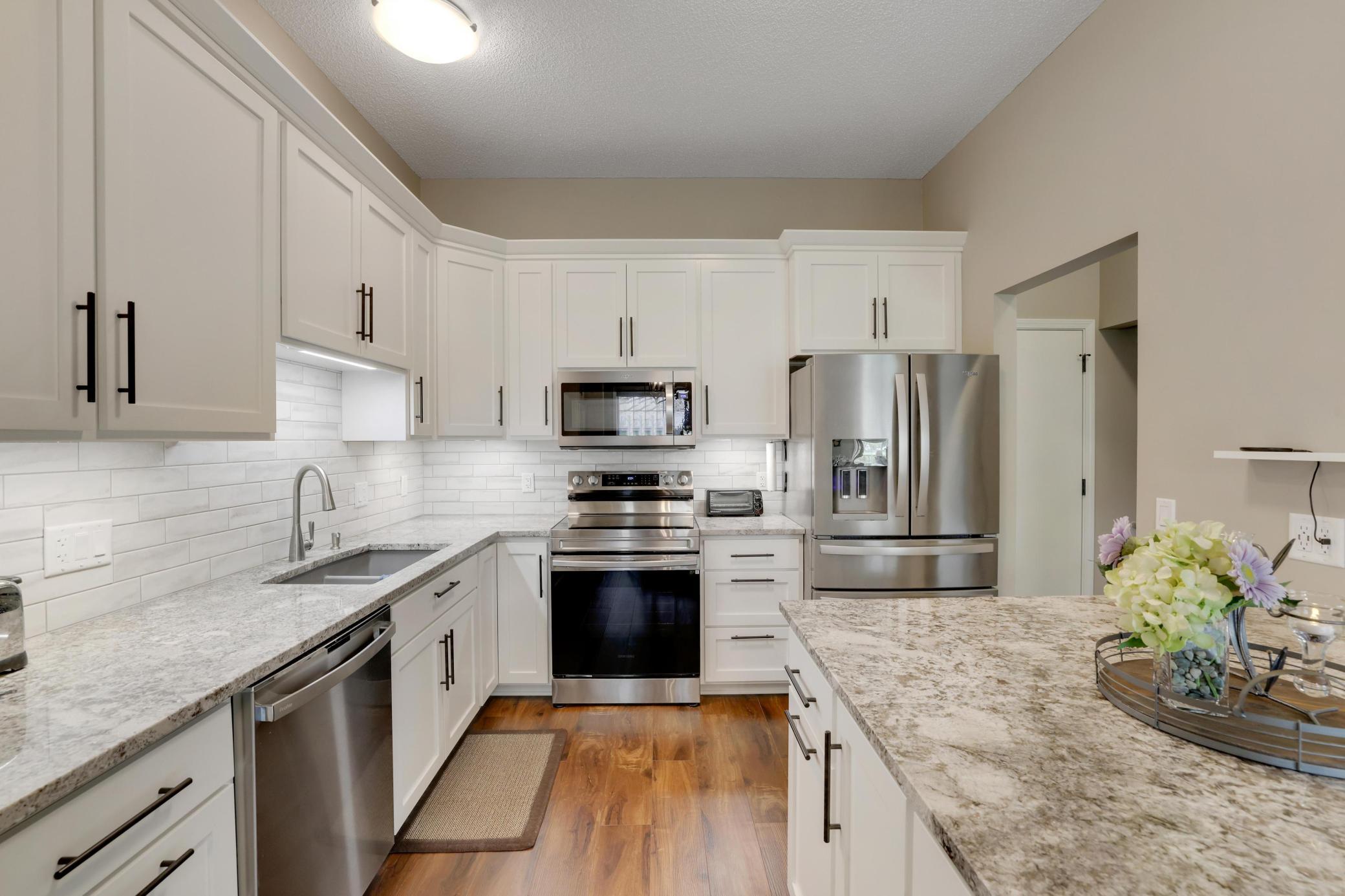 881 Kimberly Lane Chanhassen MN 55317
