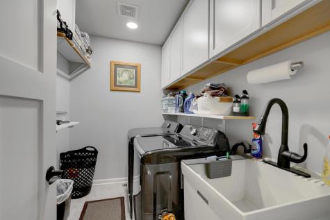 881 Kimberly Lane Chanhassen MN 55317
