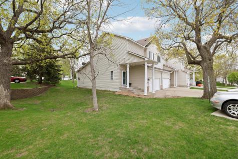 881 Kimberly Lane Chanhassen MN 55317
