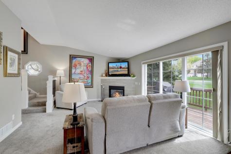 881 Kimberly Lane Chanhassen MN 55317