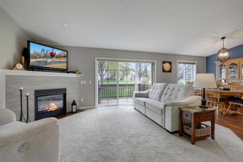 881 Kimberly Lane Chanhassen MN 55317