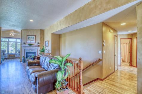 518 Allyson Circle Moorhead MN 56560