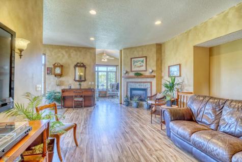 518 Allyson Circle Moorhead MN 56560