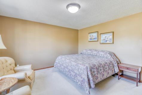 518 Allyson Circle Moorhead MN 56560