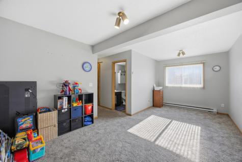 5556 18th Street S Fargo ND 58104