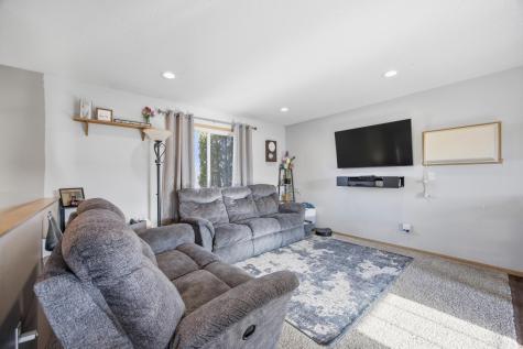 5556 18th Street S Fargo ND 58104