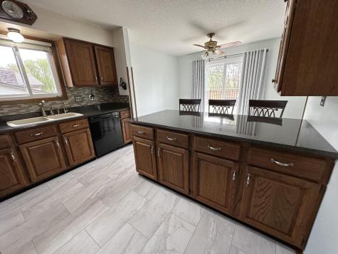 446 Hawes Avenue Vadnais Heights MN 55127