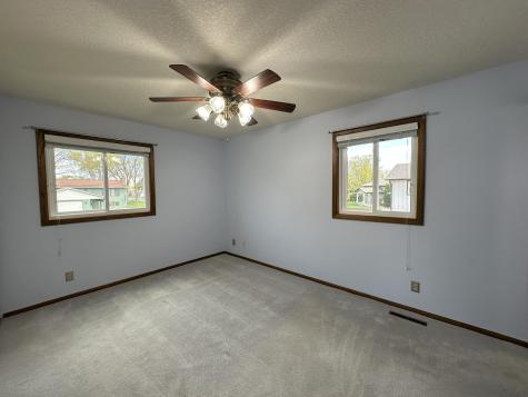 446 Hawes Avenue Vadnais Heights MN 55127