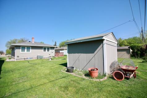 826 4th Street N Wahpeton ND 58075