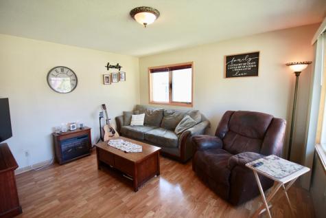 826 4th Street N Wahpeton ND 58075