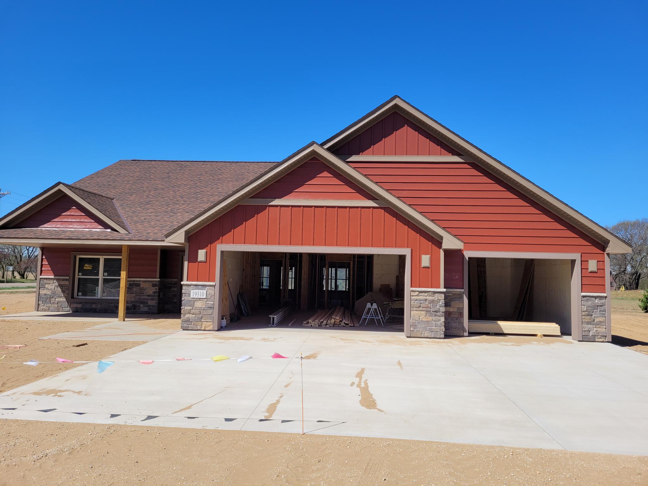 19310 University Avenue NW Oak Grove MN 55011