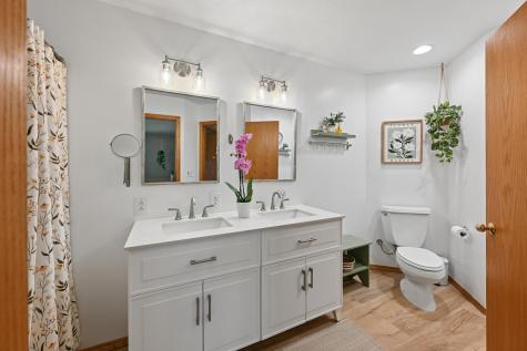 2028 Meadow Street Cologne MN 55322