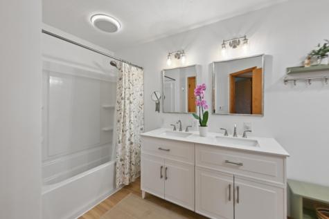 2028 Meadow Street Cologne MN 55322