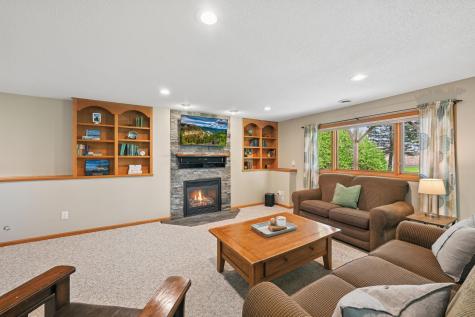 2028 Meadow Street Cologne MN 55322