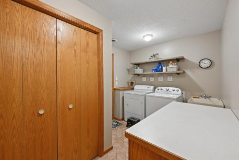 2028 Meadow Street Cologne MN 55322