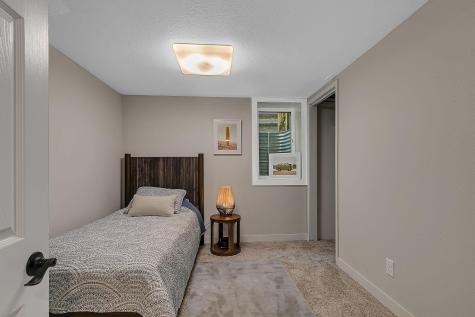 329 4th Avenue NE Saint Cloud MN 56304