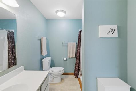 101 Gull Path Mankato MN 56001