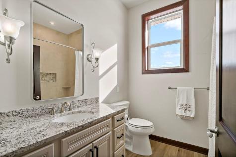 1013 Birch Avenue NE Montgomery MN 56069