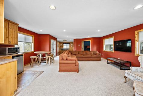 8839 N Shore Trail N Forest Lake MN 55025