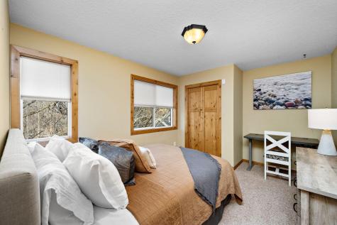 8839 N Shore Trail N Forest Lake MN 55025