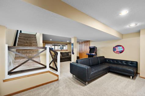 8839 N Shore Trail N Forest Lake MN 55025