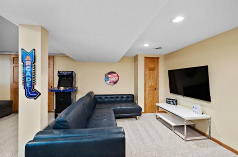 8839 N Shore Trail N Forest Lake MN 55025