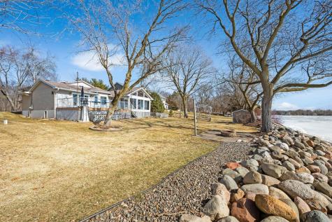 8839 N Shore Trail N Forest Lake MN 55025
