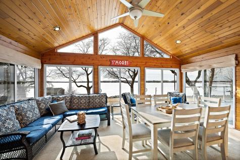 8839 N Shore Trail N Forest Lake MN 55025