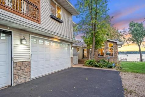 8839 N Shore Trail N Forest Lake MN 55025