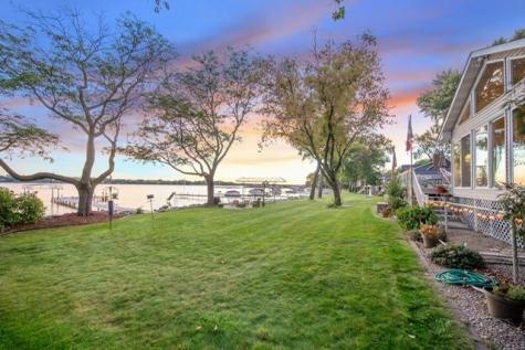 8839 N Shore Trail N Forest Lake MN 55025