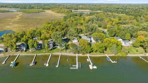 8839 N Shore Trail N Forest Lake MN 55025