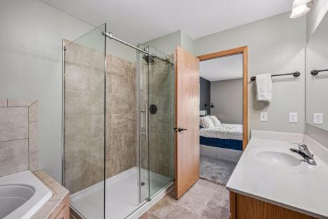 5625 100th Lane N Brooklyn Park MN 55443